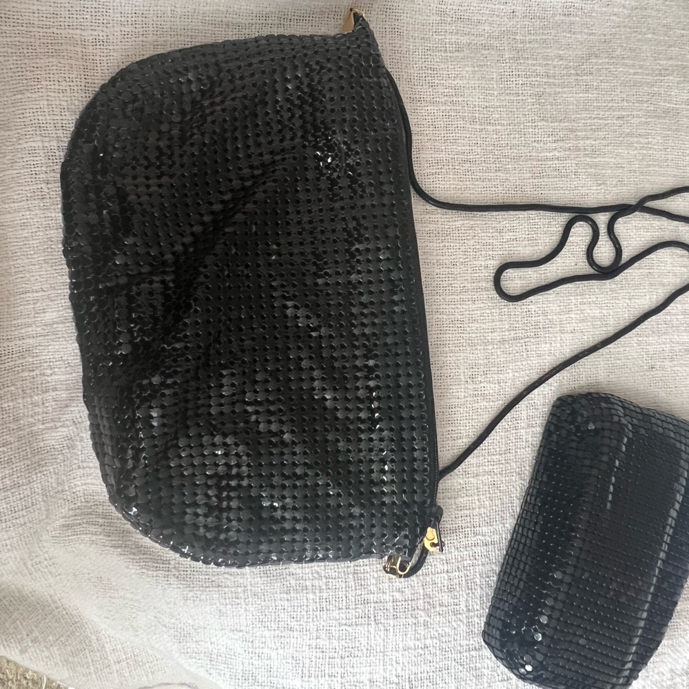 Vintage 1980’s Black Metal Mesh Handbag w/ Matching Cosmetic Bag EXCELLENT cond.